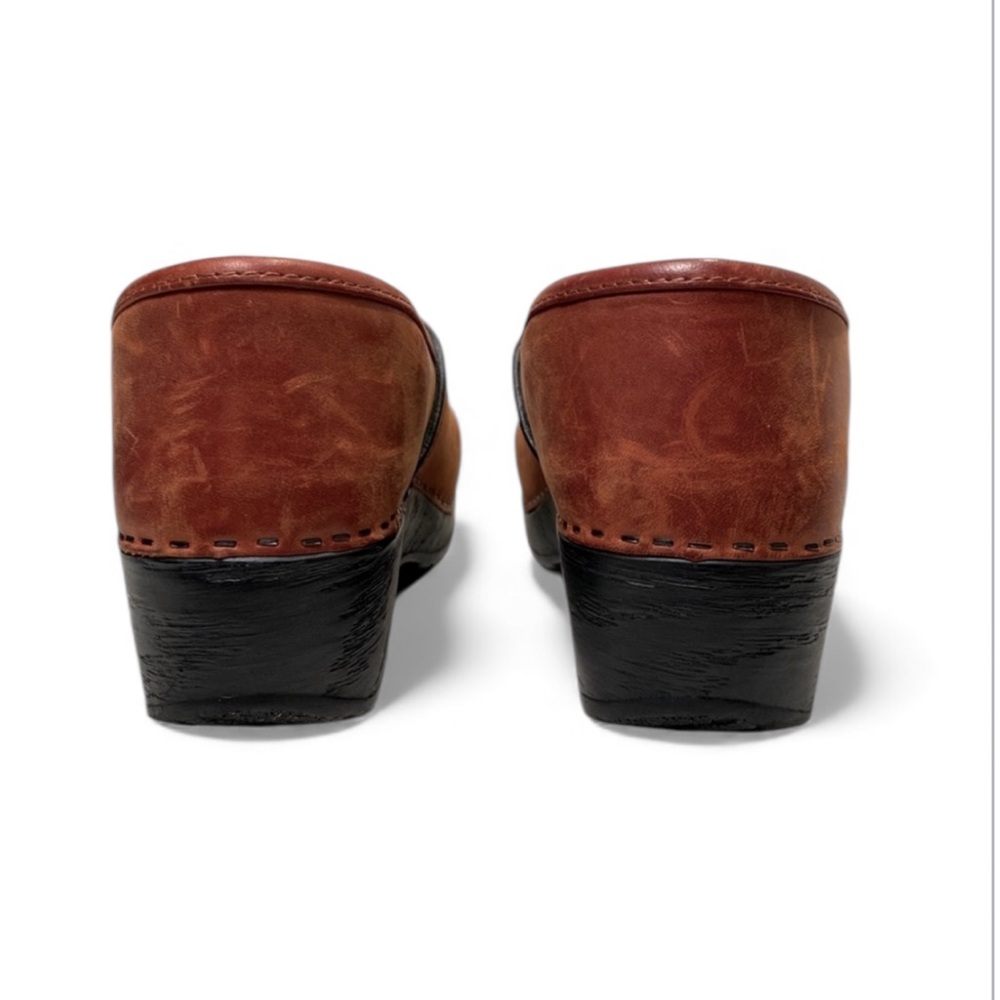 L.L. Bean Brown Leather Nurse Clog Slip-On Shoes Women’s 7 - Picture 3 of 16